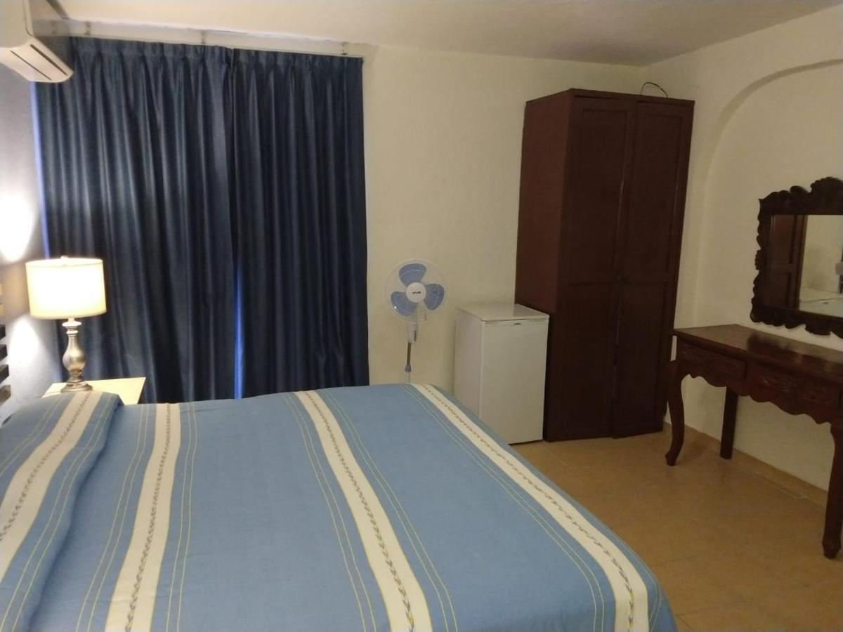 Hotel Pension San Juan Playa del Carmen Esterno foto
