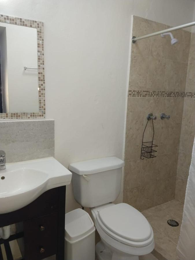 Hotel Pension San Juan Playa del Carmen Esterno foto